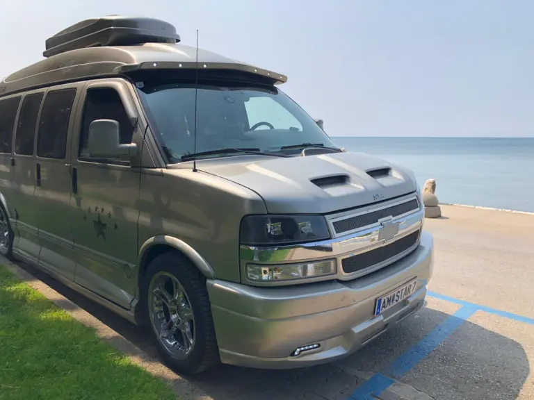 Chevrolet Van President von STAR 7