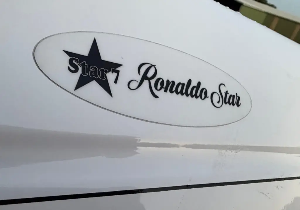 Ronaldo Star – weiße Stretch-Limousine von STAR 7