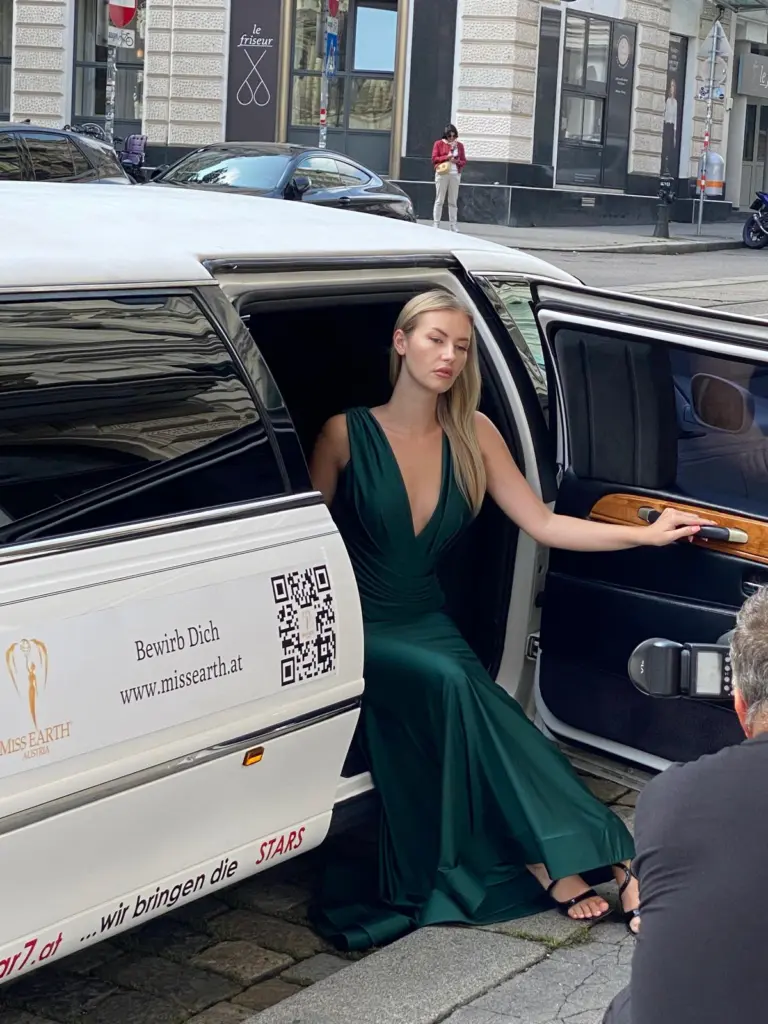 Fotoshooting mit einer STAR-7-Limousine